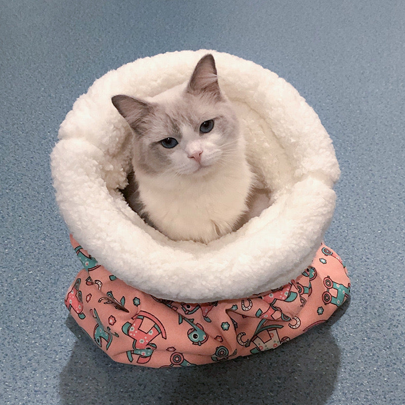 Cat Sleeping Bag Cozy Pet Bed for Cats Indoor Resting Nest
